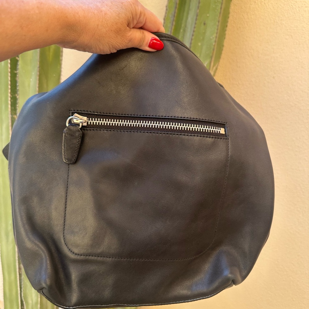 Coach tote/ crossbody - Picture 5 of 5